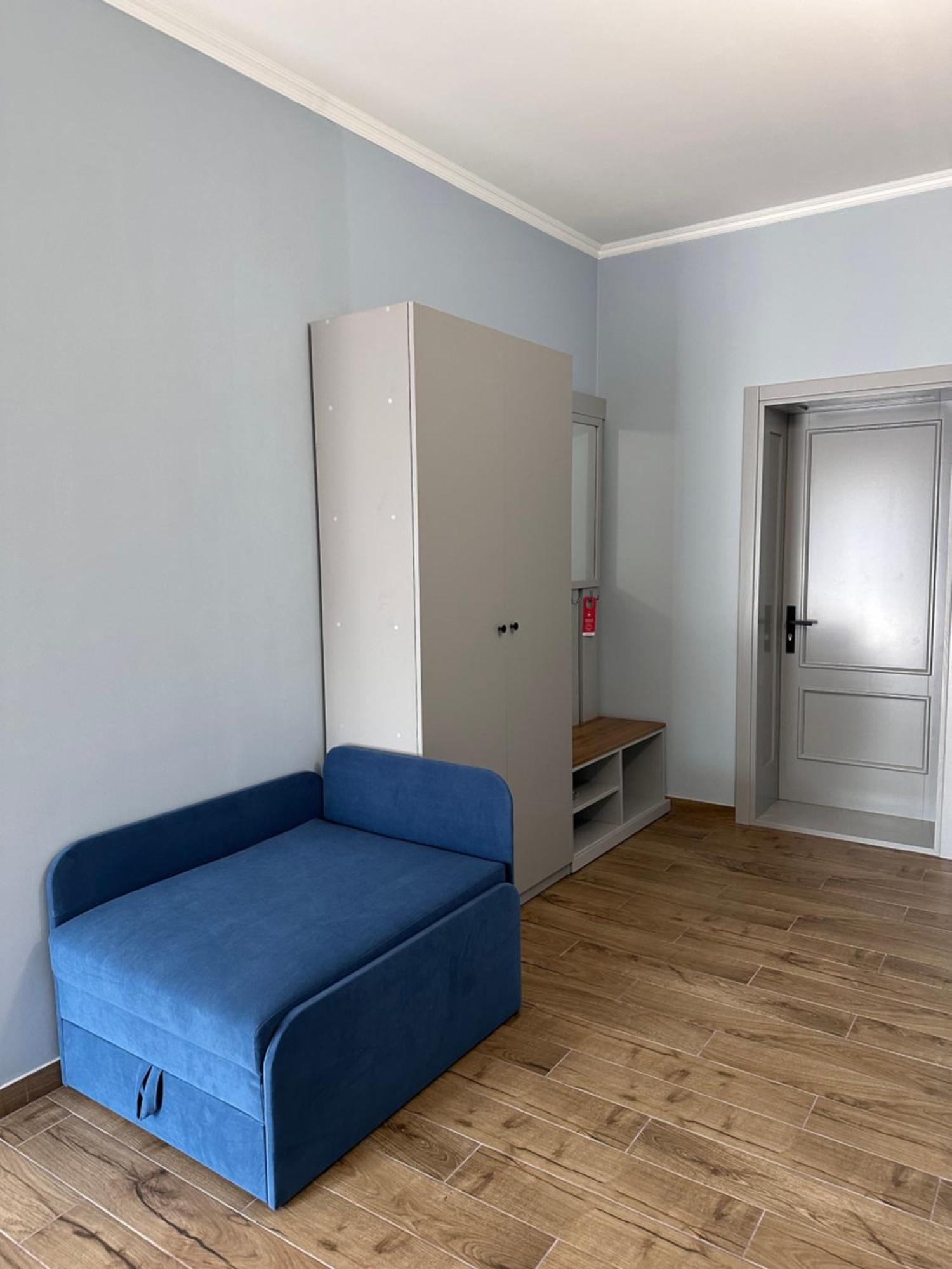 Maestro Hotel Osztroh Kültér fotó